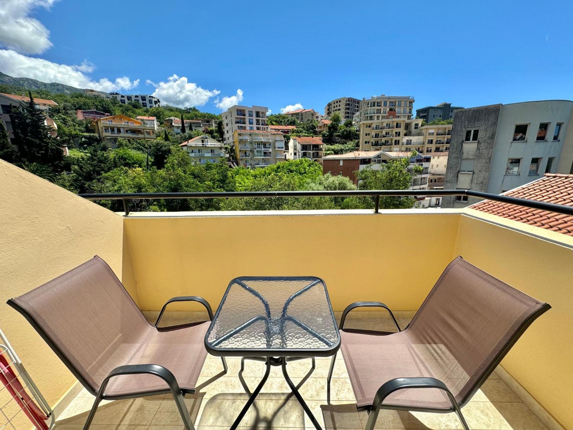 For-A Apartmani Bečići المظهر الخارجي الصورة