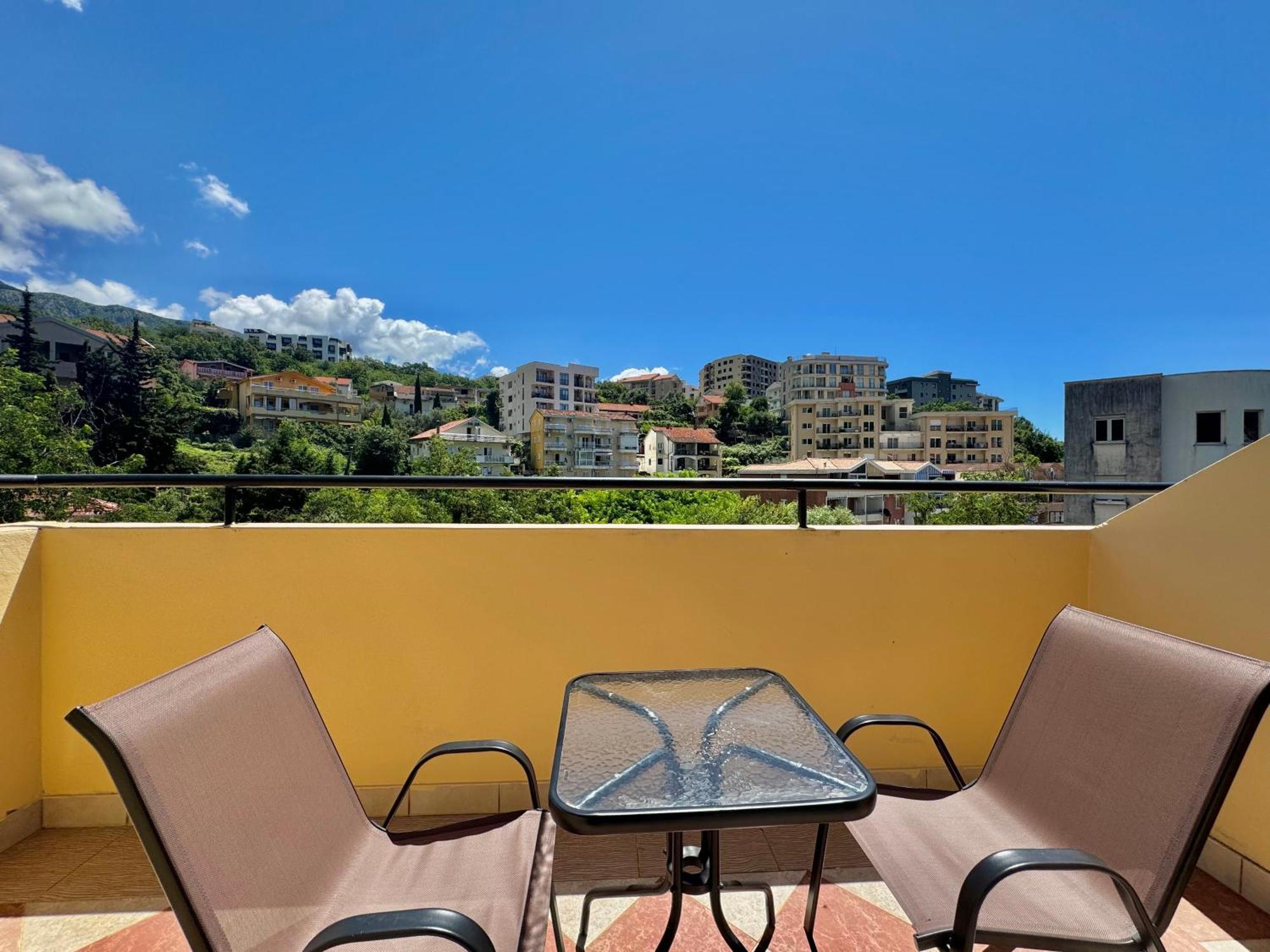 For-A Apartmani Bečići المظهر الخارجي الصورة